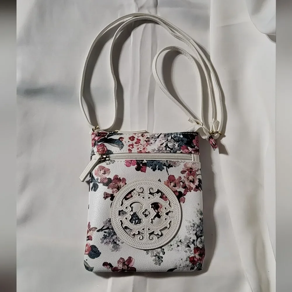 Women's Small White Floral Adjustable Crossbody Bag 8in(H)x 7in(L)x 0.5in (W) 🐈 - Picture 2 of 7